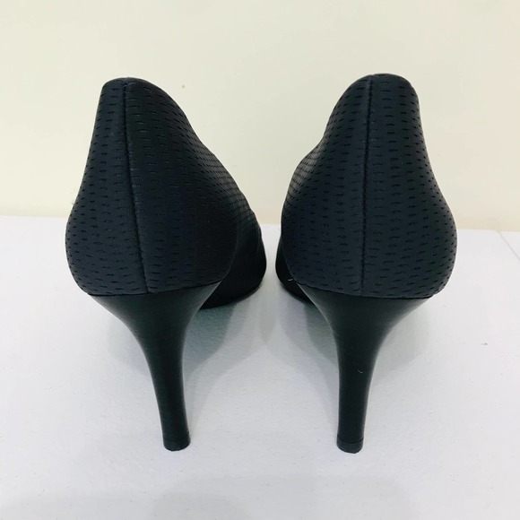 Betabrand Mile Marker Gray Pointed Toe Heels Pumps Women's Size 10.5 - Picture 7 of 8